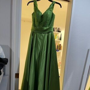 Green dress